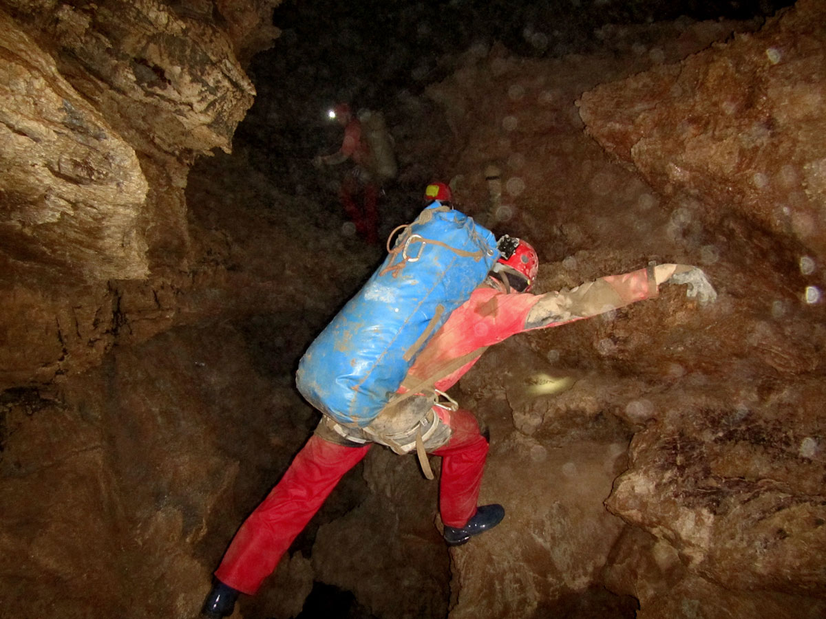 Expeditie de 10 Zile in V5 - Cea mai adanca pestera din Romania - 12