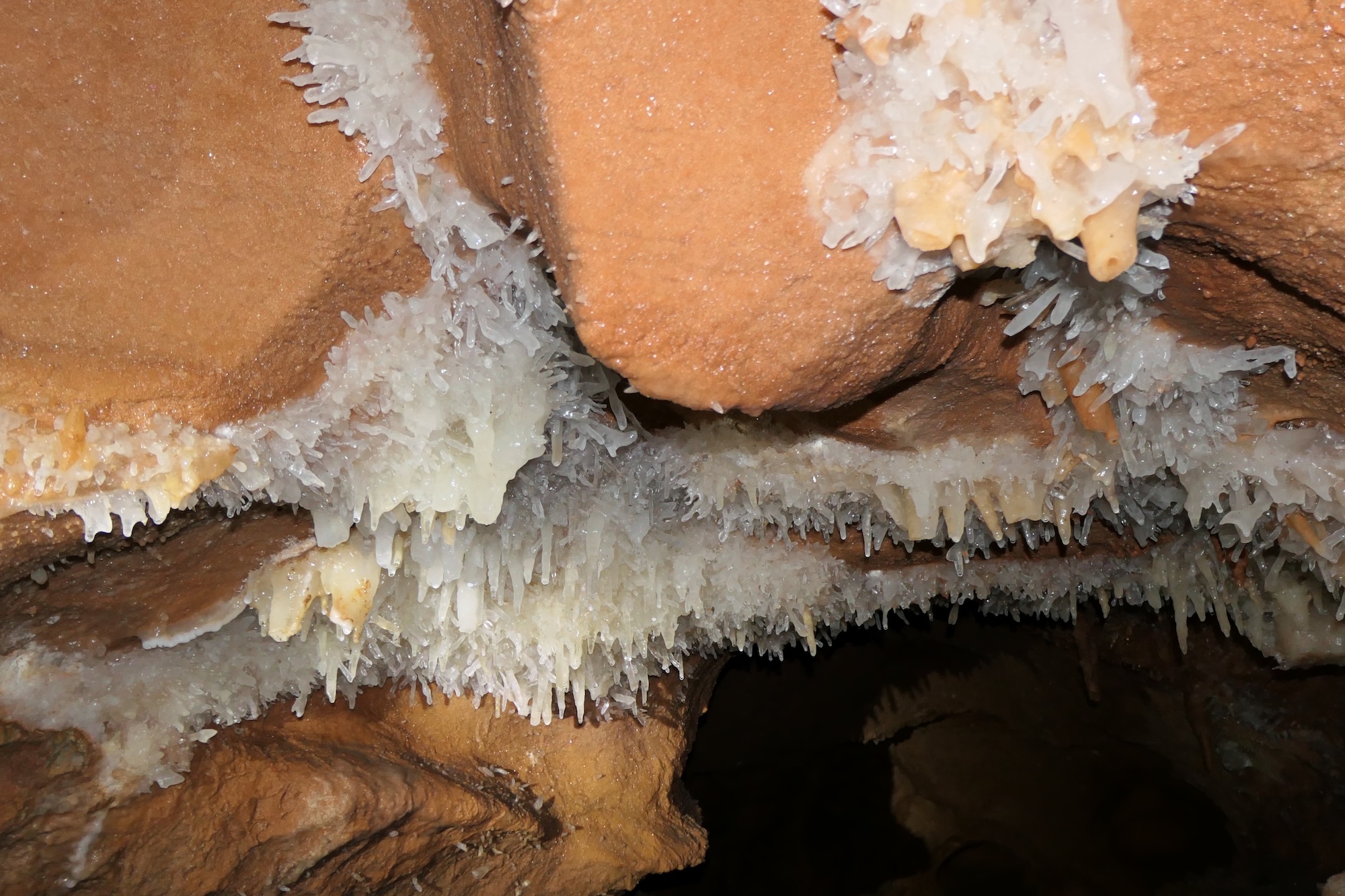 Peştera Farcu - foto: Radu Manta