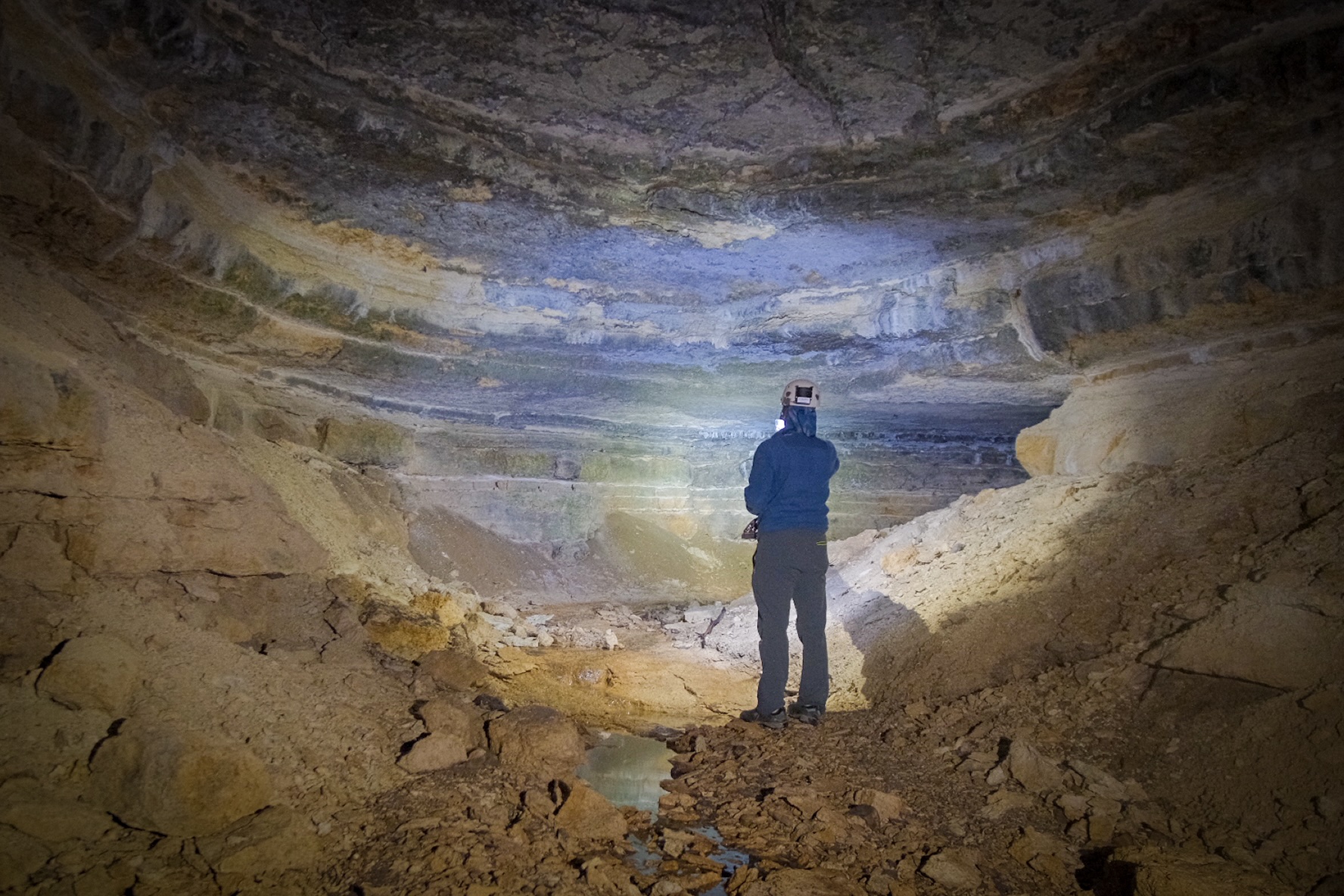 Galeria principala pestera Tasad. Foto: Victor Ursu