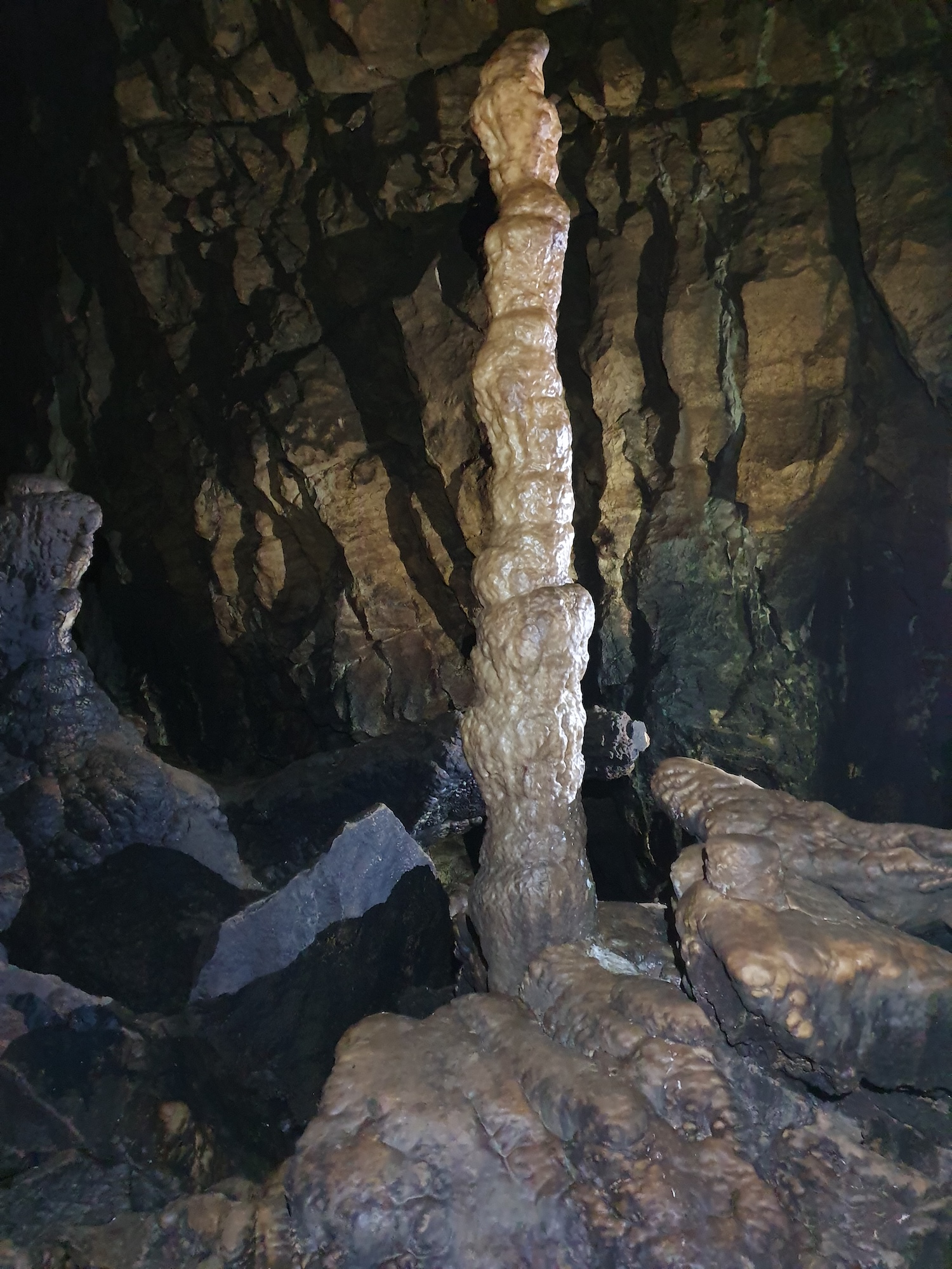Stalagmi 2 m