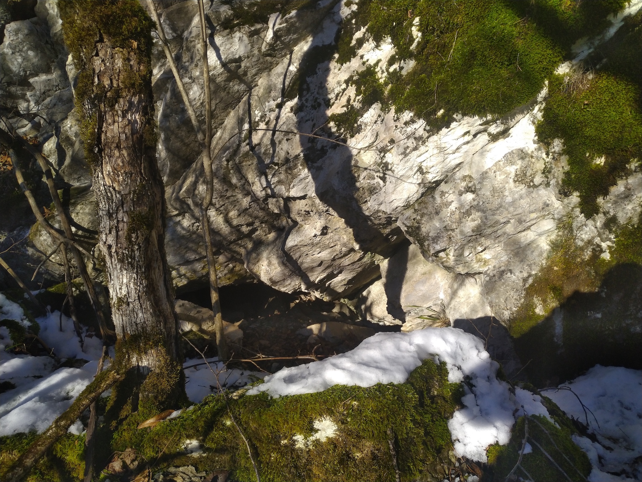 Peștera cu Pietre - Image 3