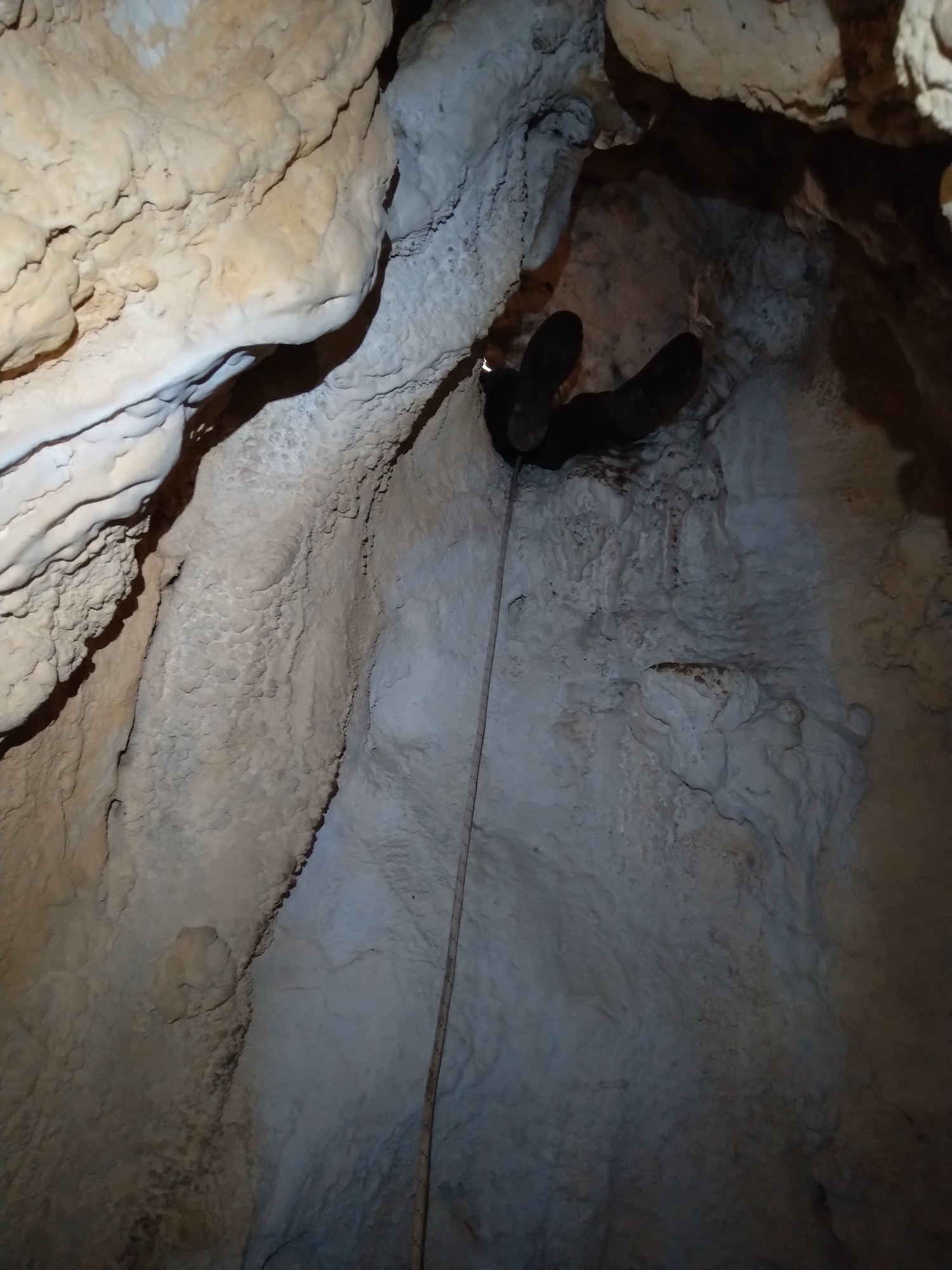 Peștera Răcoroasă - Image 2