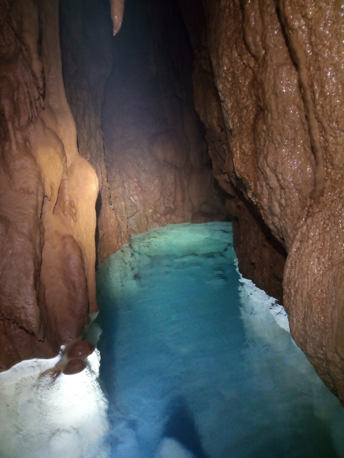 Peștera din Avenul Constanța