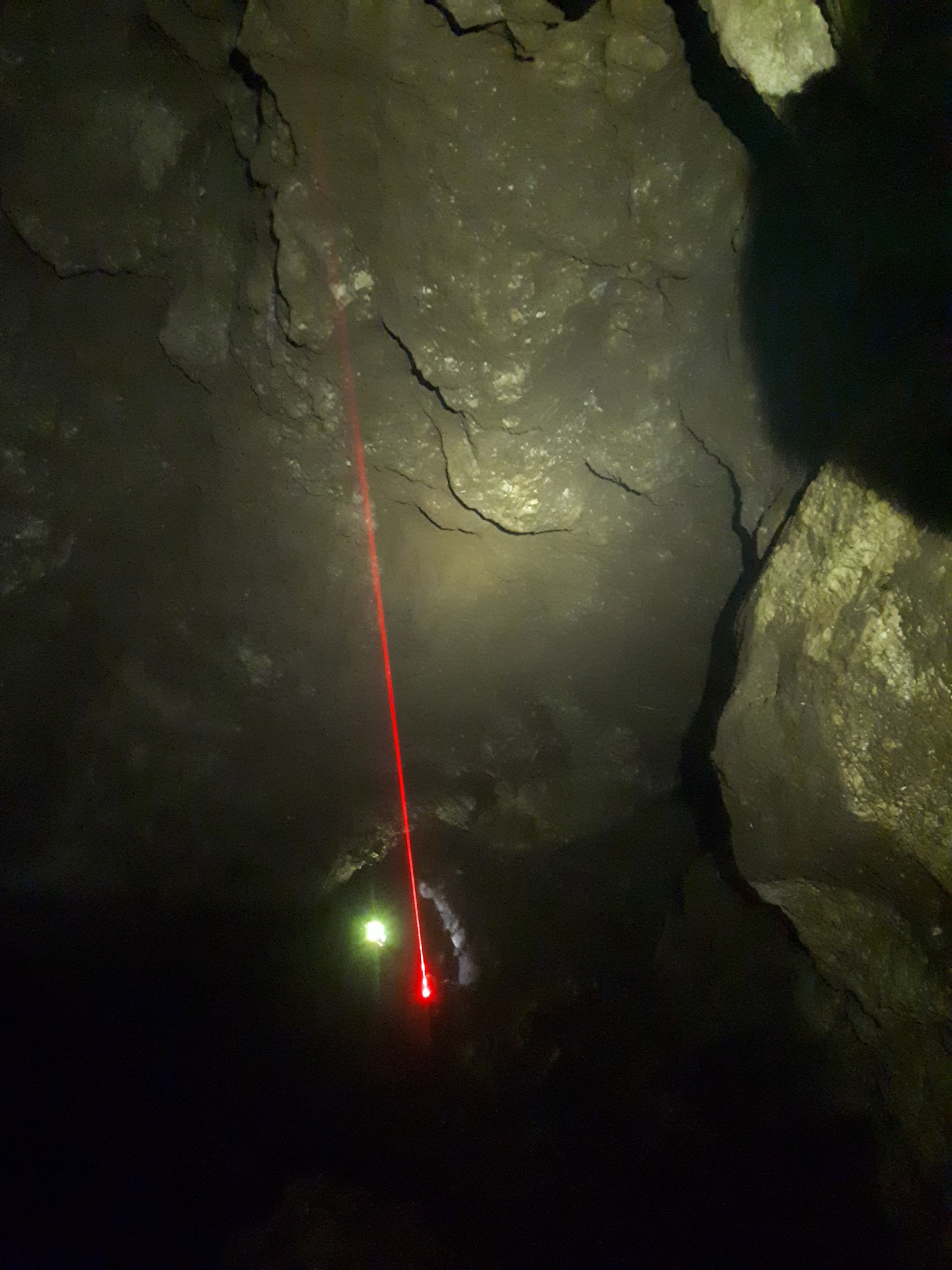 (Avenul) Gaura Bârnoaiei a ajuns la -89 m! - 10