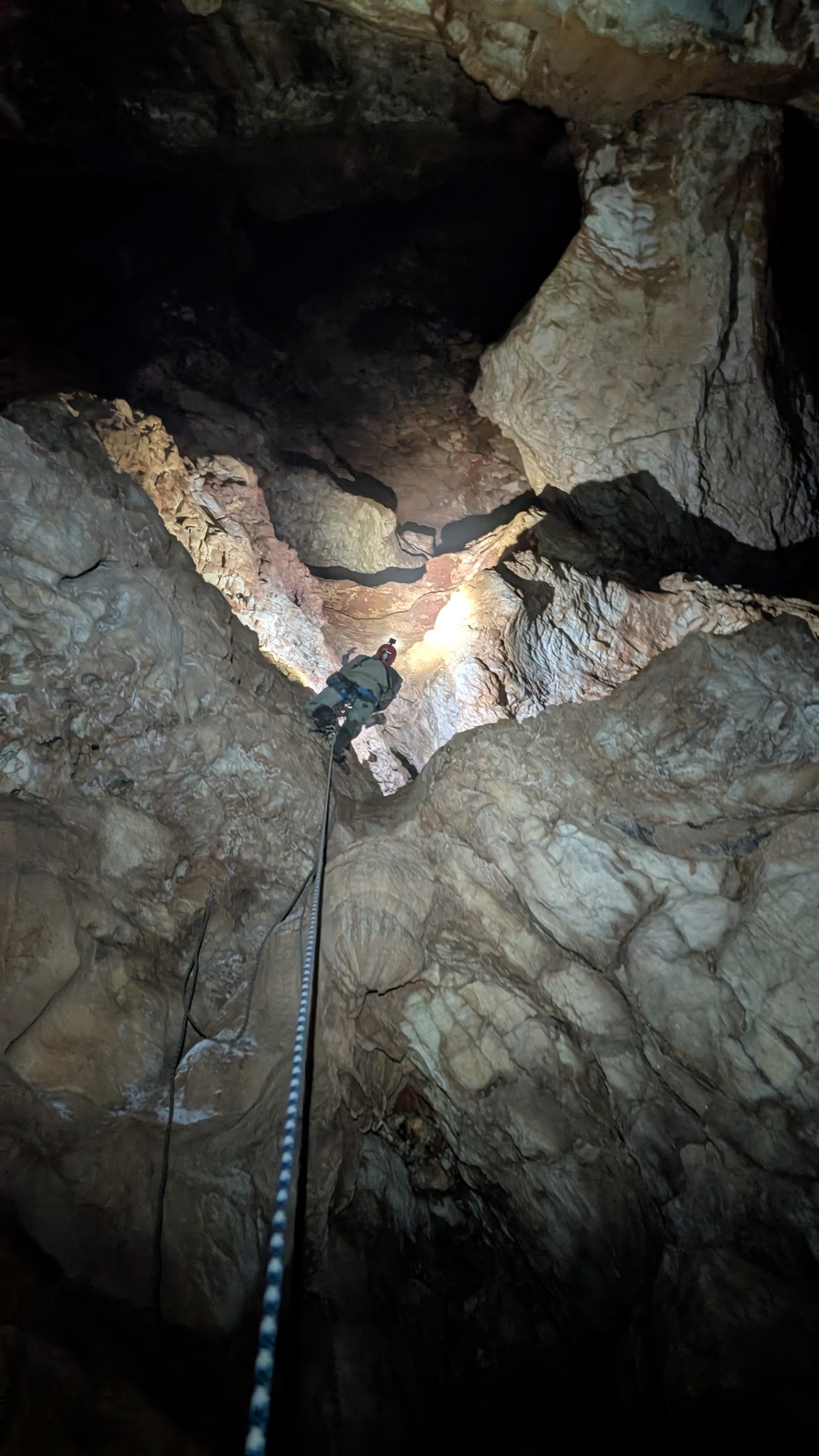 Un nou proiect de cățărare în spectaculoasele Cetăți ale Ponorului - 11